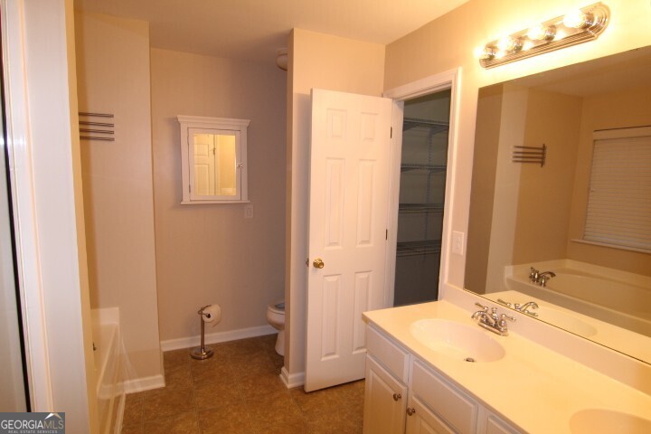 St Claire - Residential Lease
