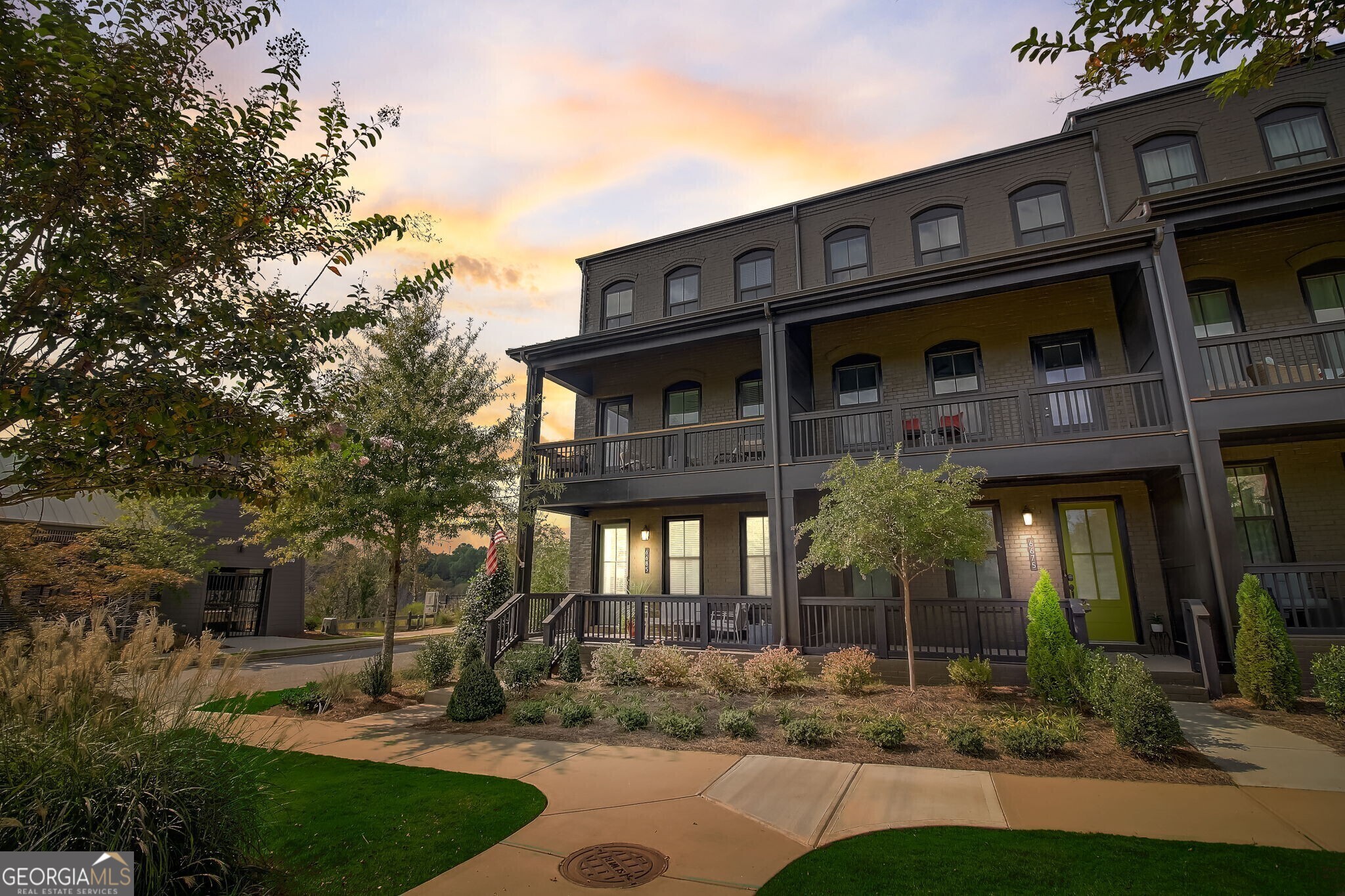 View Alpharetta, GA 30005 townhome