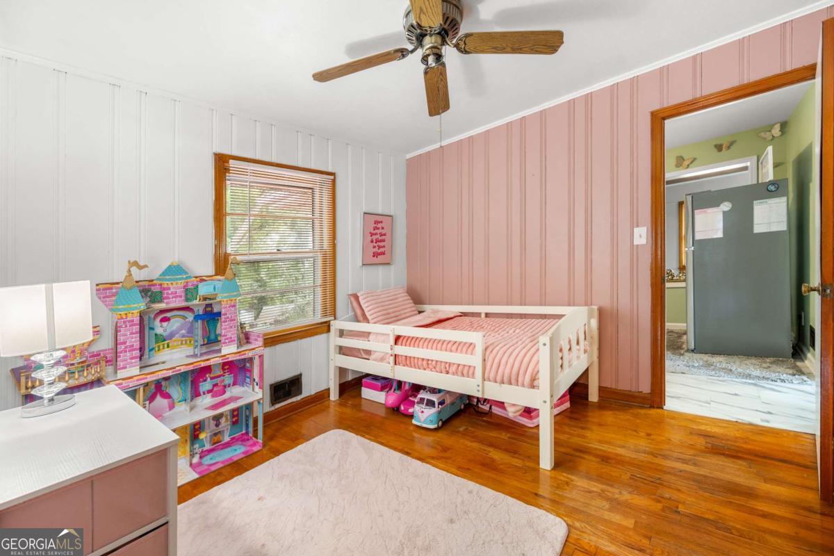 Adamsons Scarlet-Woodhave - Residential