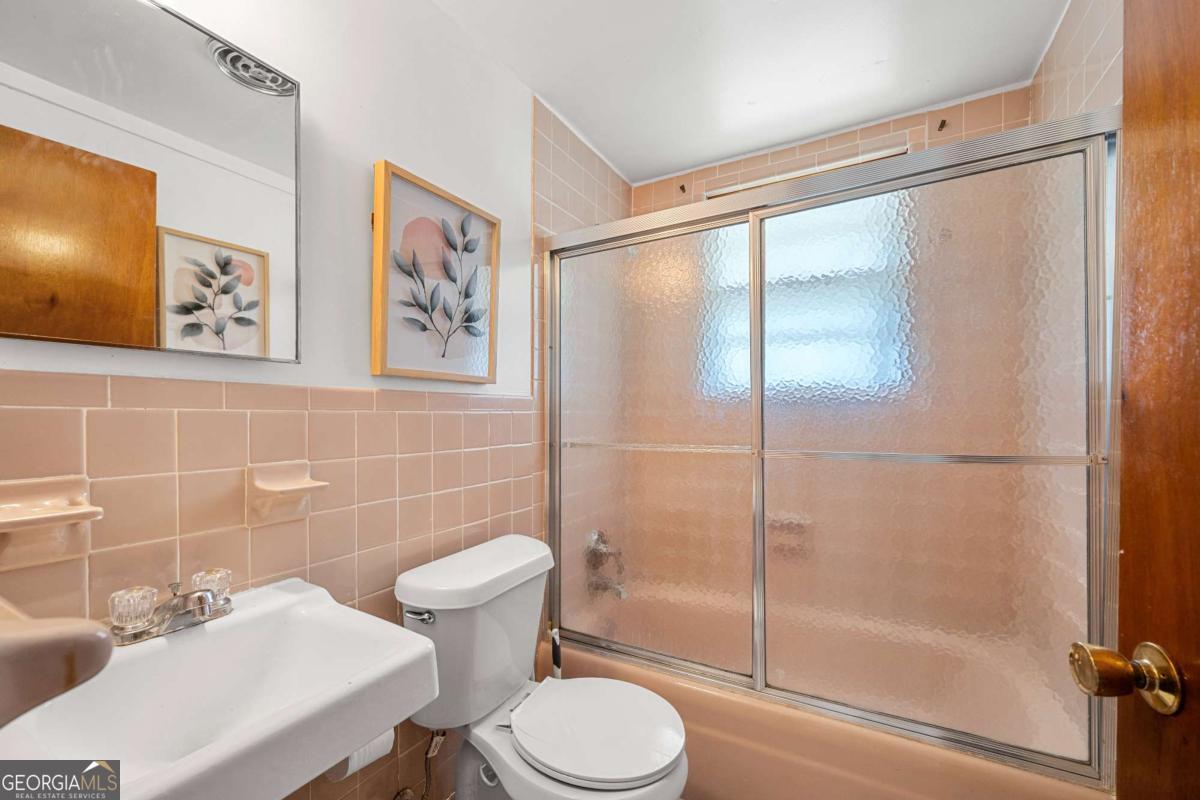 Adamsons Scarlet-Woodhave - Residential