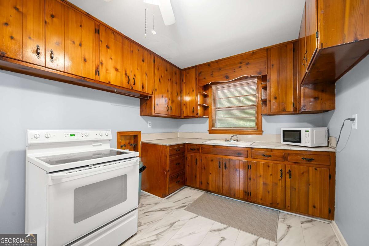 Adamsons Scarlet-Woodhave - Residential