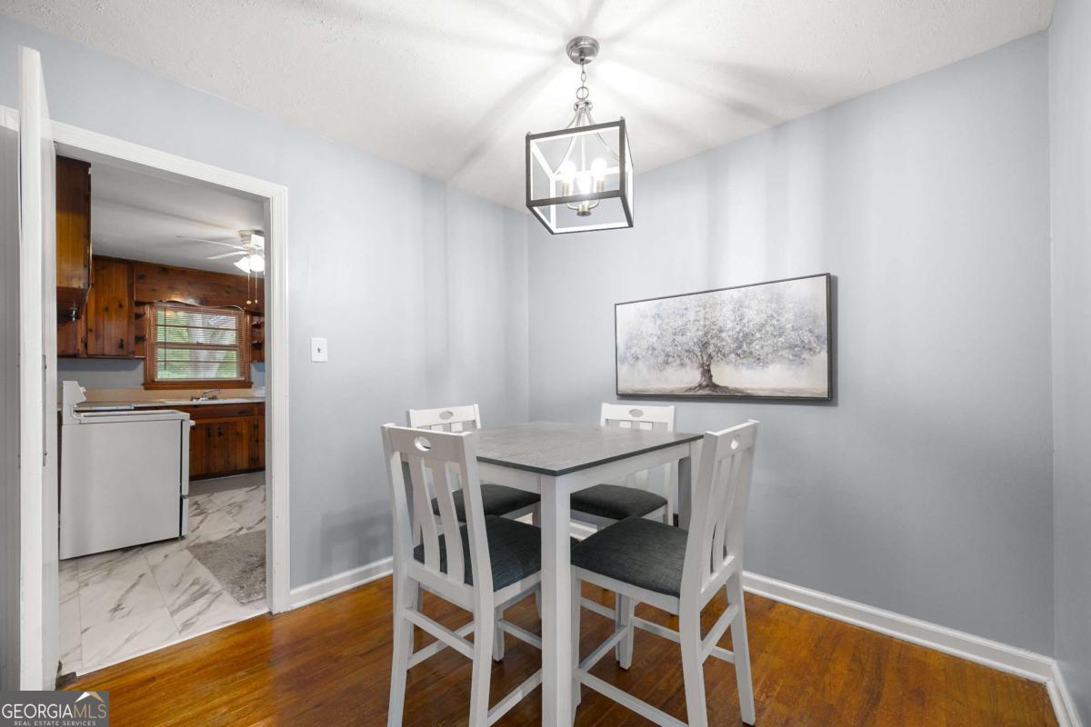 Adamsons Scarlet-Woodhave - Residential