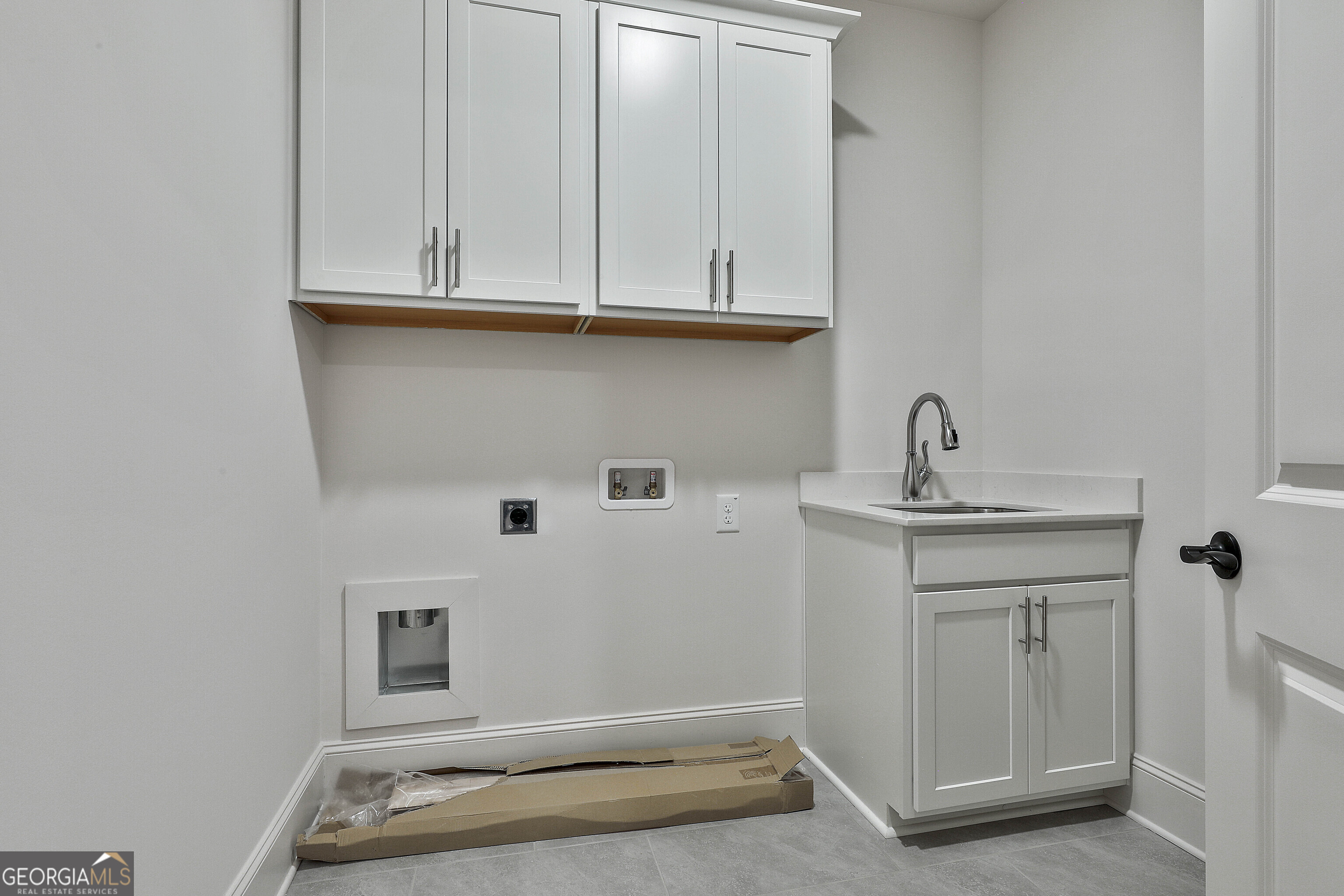 Fayetteville, Georgia 30215, United States, 4 Bedrooms Bedrooms, ,4 BathroomsBathrooms,Residential,Active,230462