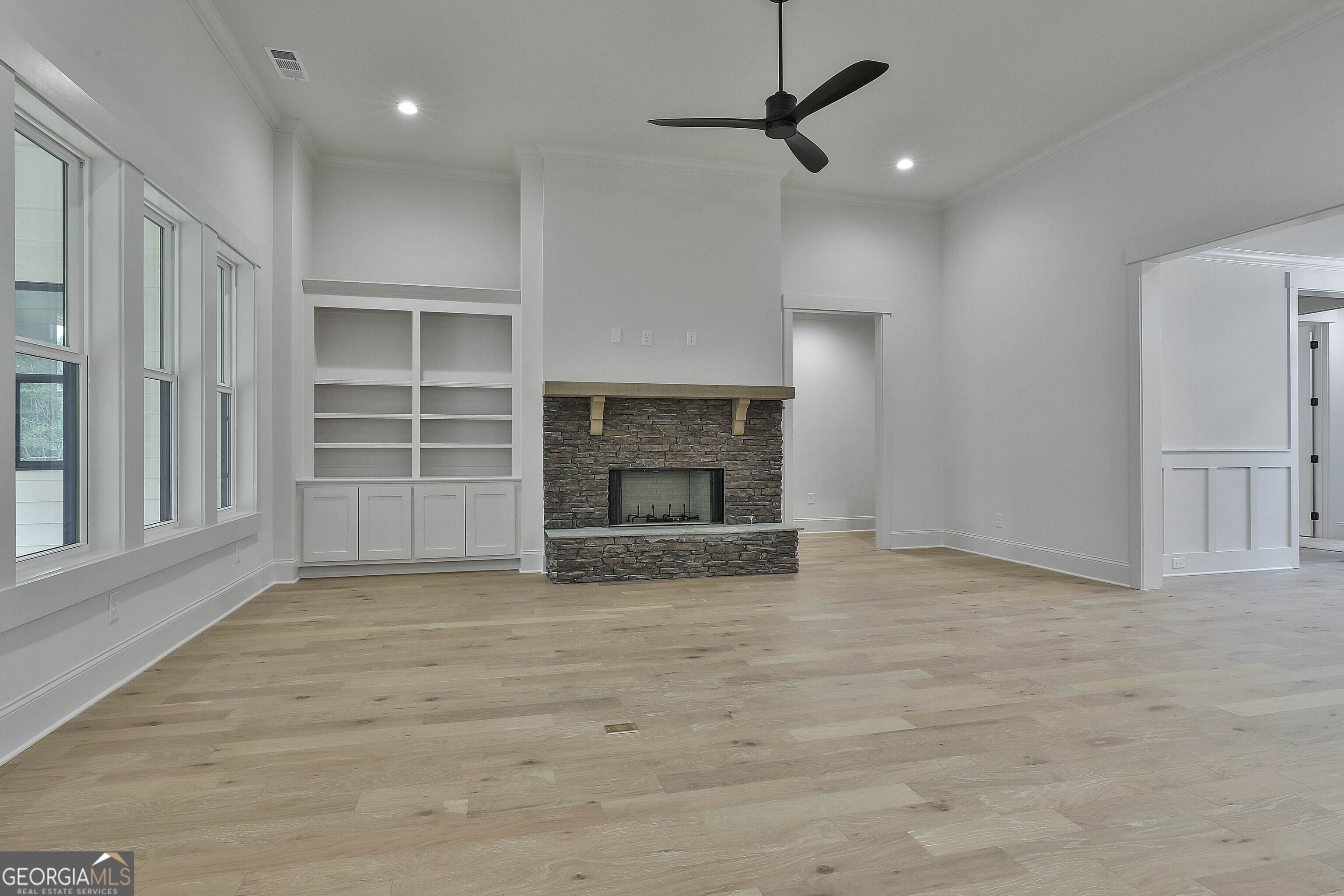 Fayetteville, Georgia 30215, United States, 4 Bedrooms Bedrooms, ,4 BathroomsBathrooms,Residential,Active,230462