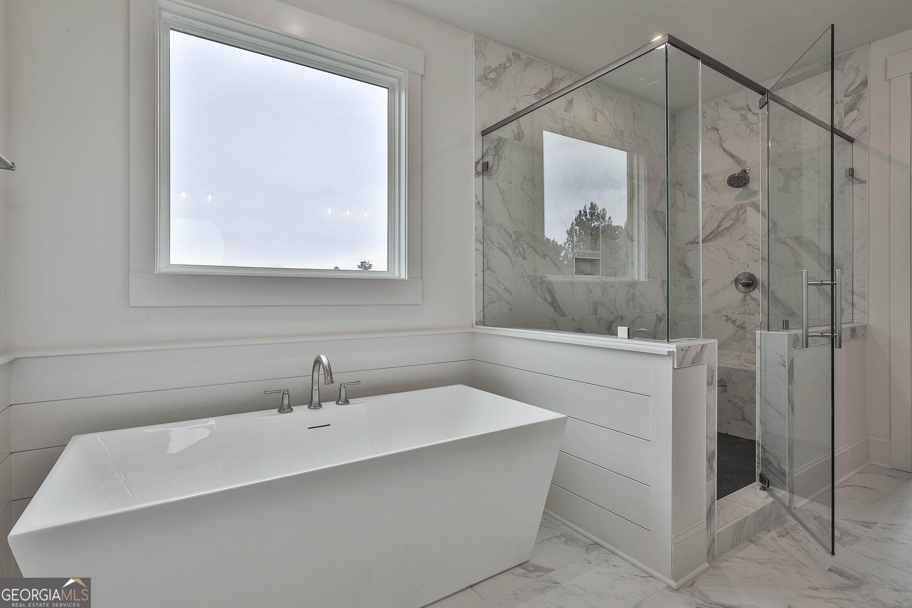 Fayetteville, Georgia 30215, United States, 4 Bedrooms Bedrooms, ,4 BathroomsBathrooms,Residential,Active,230462