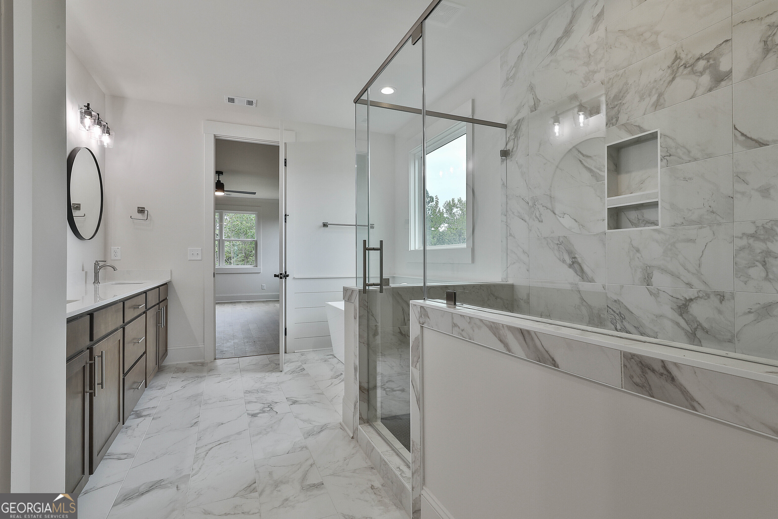 Fayetteville, Georgia 30215, United States, 4 Bedrooms Bedrooms, ,4 BathroomsBathrooms,Residential,Active,230462