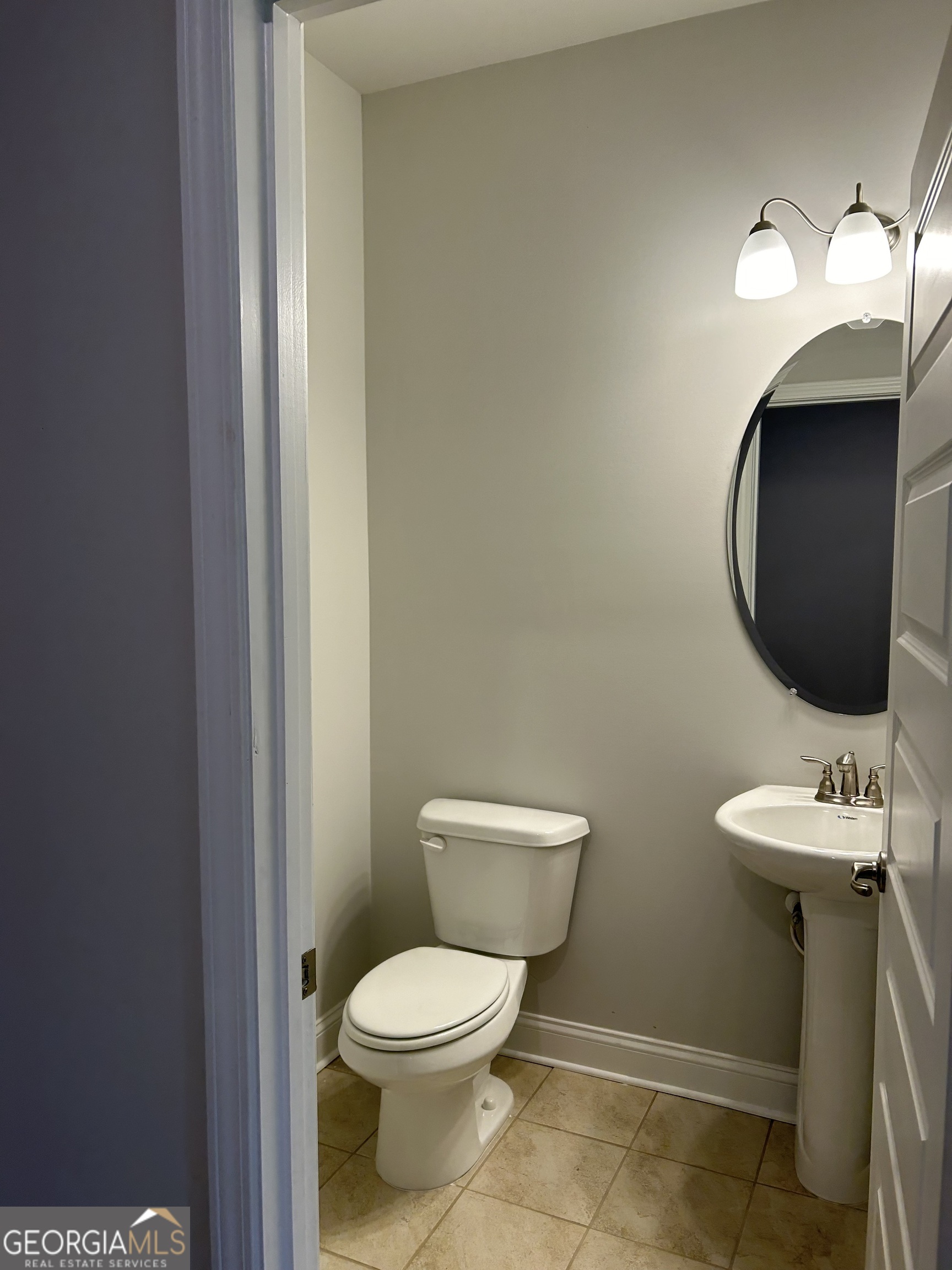 1162 Barrington Place WAY