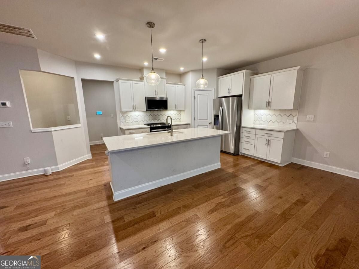 72 Riverclub RD