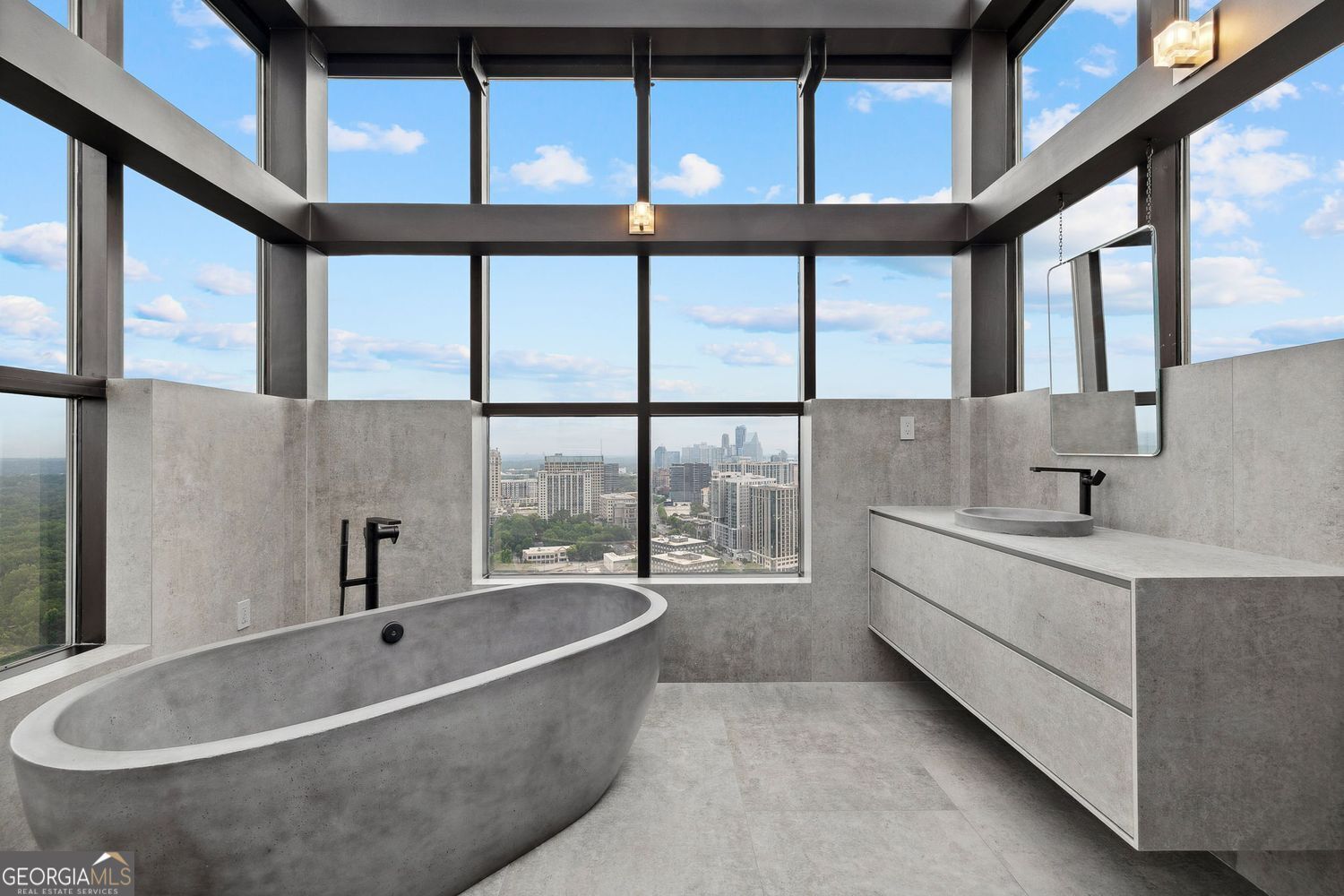 2828 PEACHTREE - Residential
