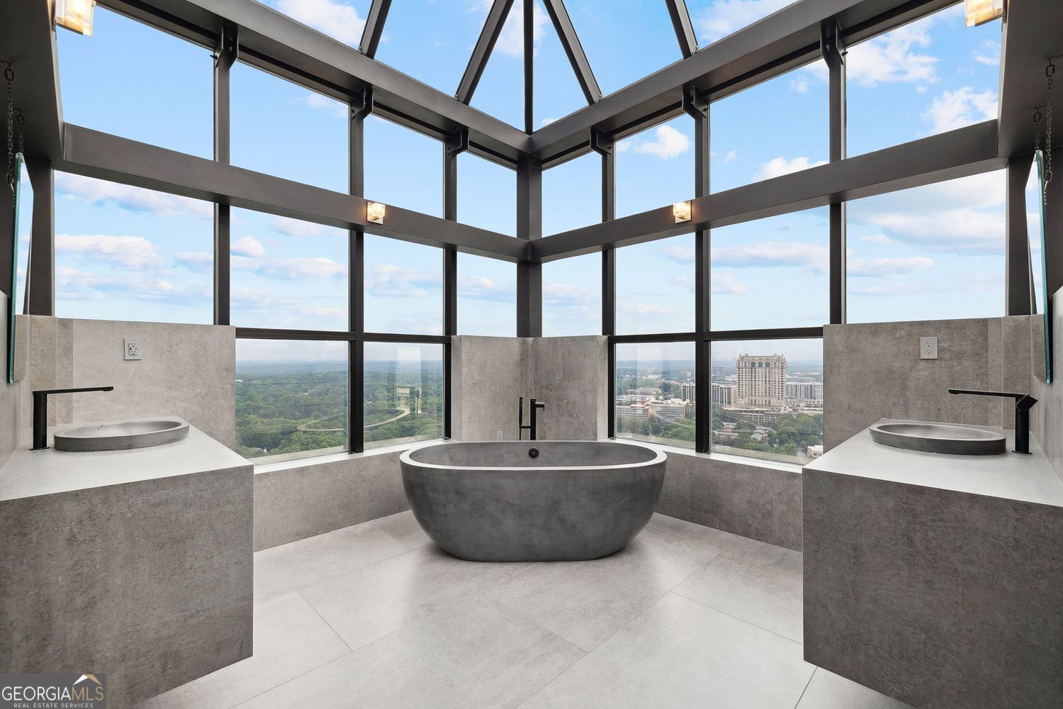 2828 PEACHTREE - Residential