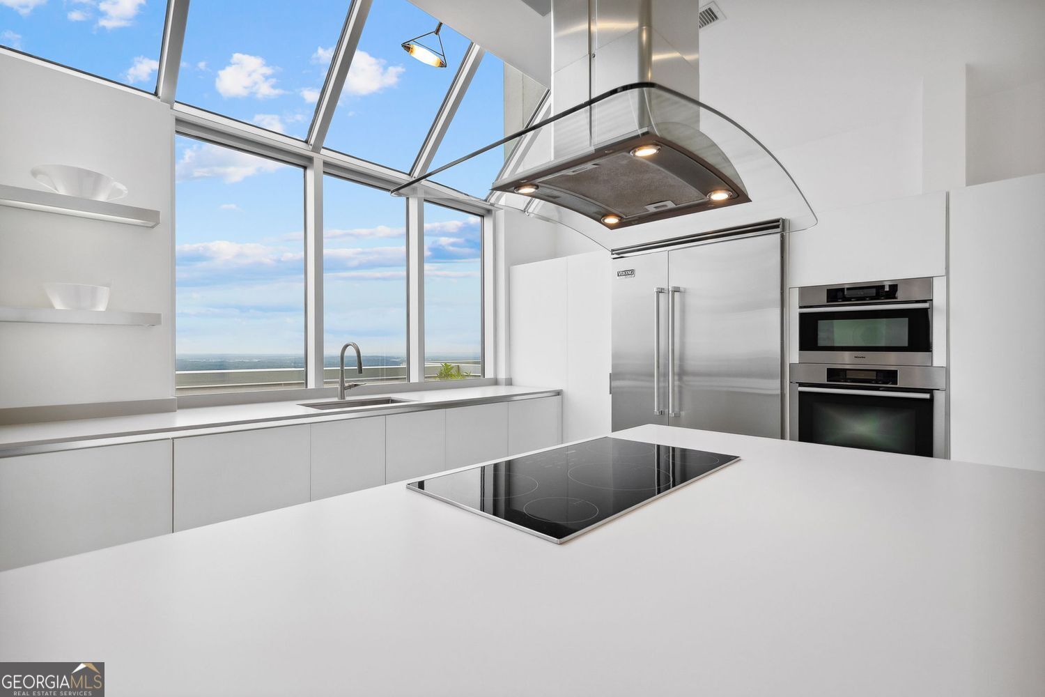 2828 PEACHTREE - Residential