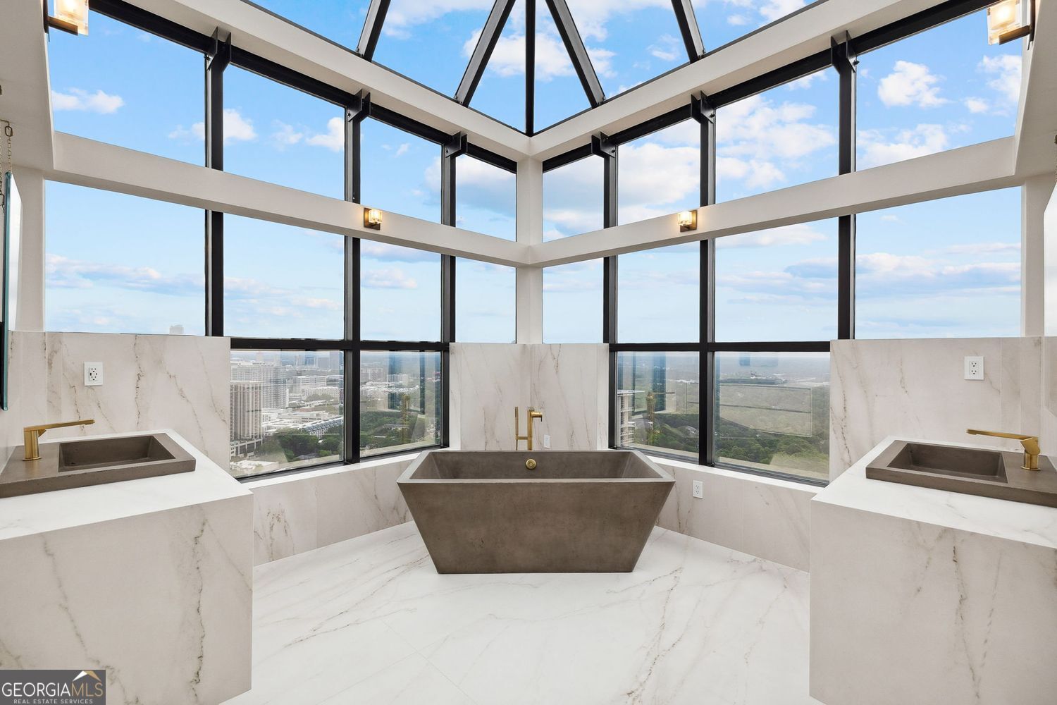 2828 PEACHTREE - Residential