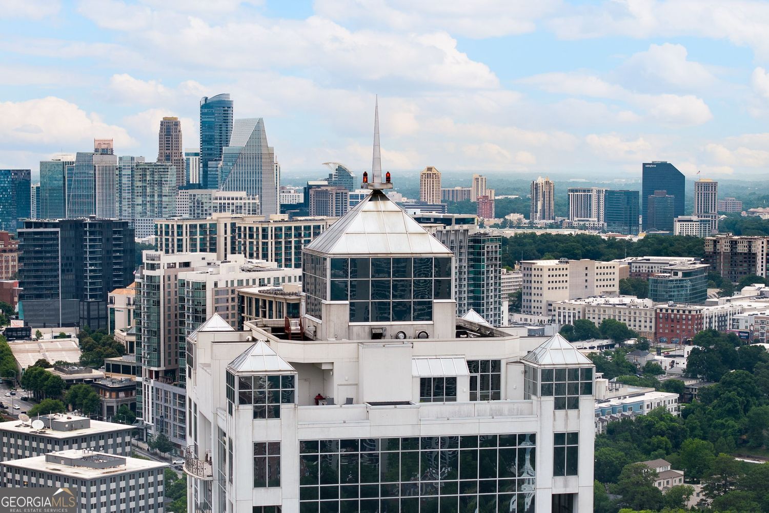 2828 PEACHTREE - Residential