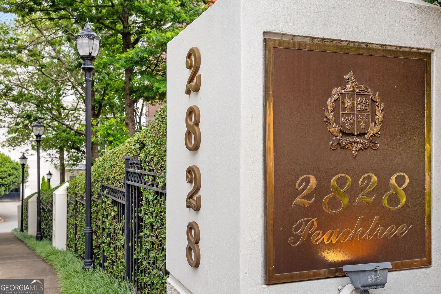 2828 PEACHTREE - Residential