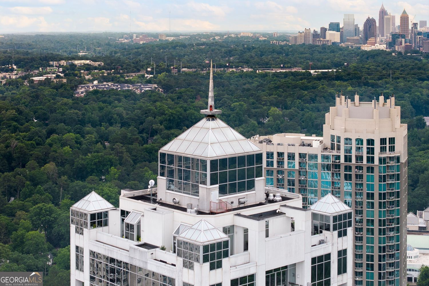 2828 PEACHTREE - Residential