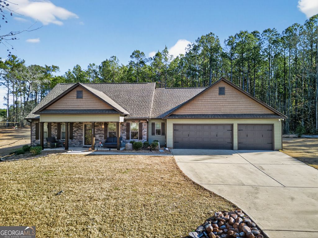 Photo of 255 Needleleaf Drive, Barnesville, GA 30204 (MLS # 10693294)