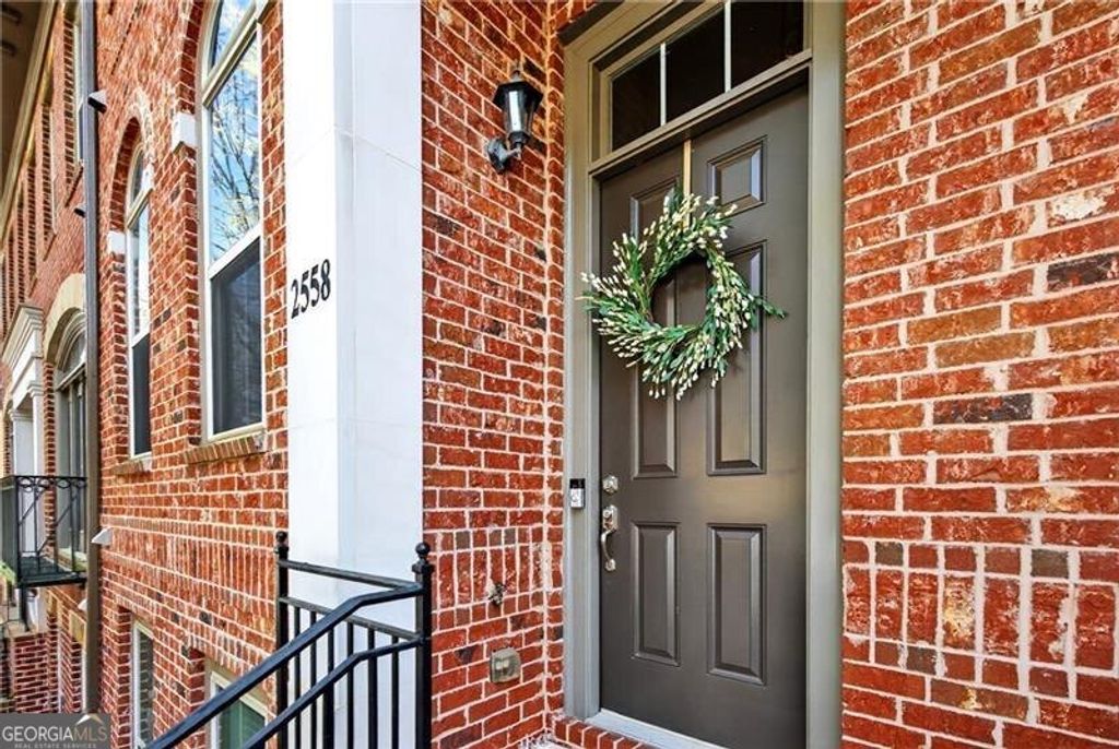 Photo of 2558 Crescent Park Court #638, Atlanta, GA 30339 (MLS # 10738958)