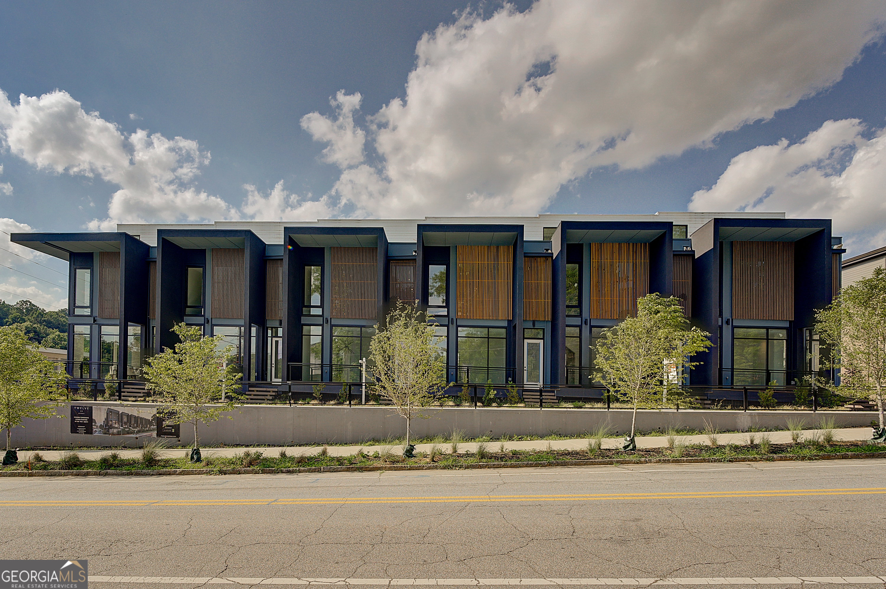 816 Berne ST SE 4