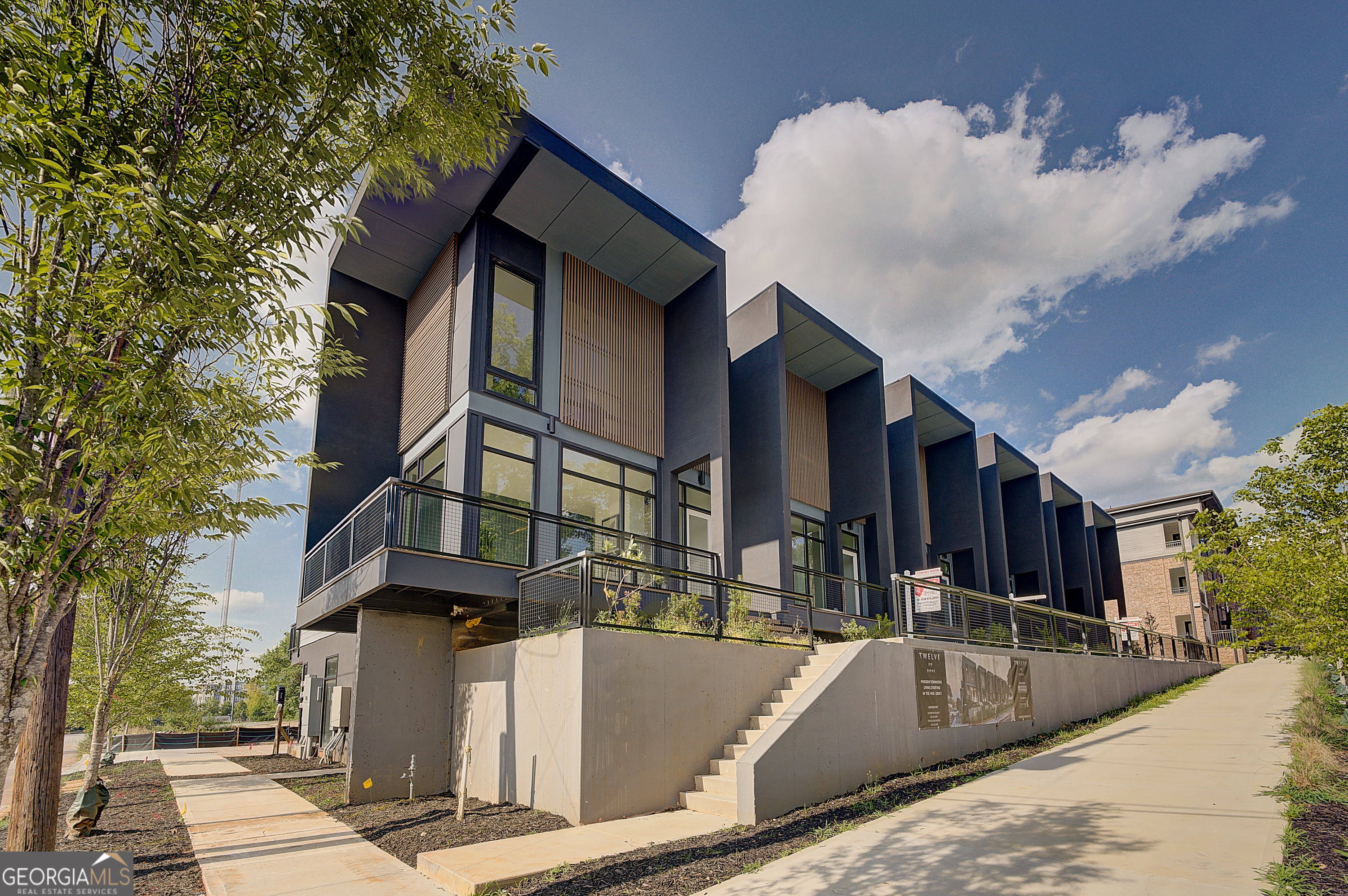 816 Berne ST SE 4