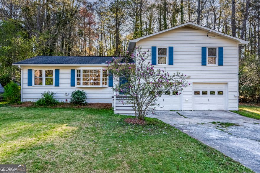 Nestled in a highly sought-after neighborhood, this charming 3-bedroom, 2-bathroom split-level home offers the perfect blend of comfort and convenience. With spacious living areas and a private backyard, it's an ideal retreat for family living. Enjoy quick access to major highways, shopping centers, and dining options, making this home a perfect choice for those seeking both tranquility and accessibility. Don't miss your chance to make this delightful home yours!