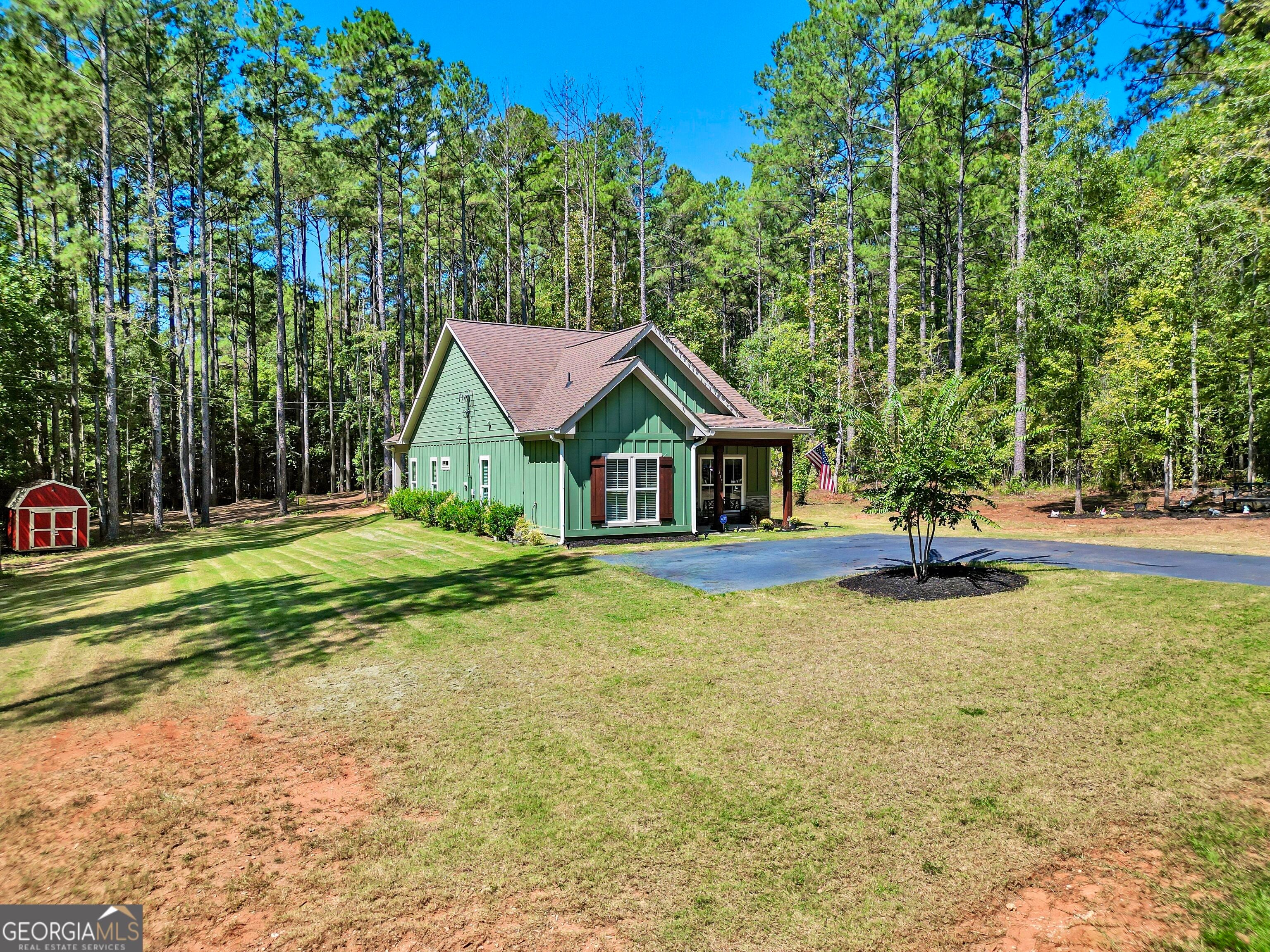 215 Crooked Creek Bay Rd