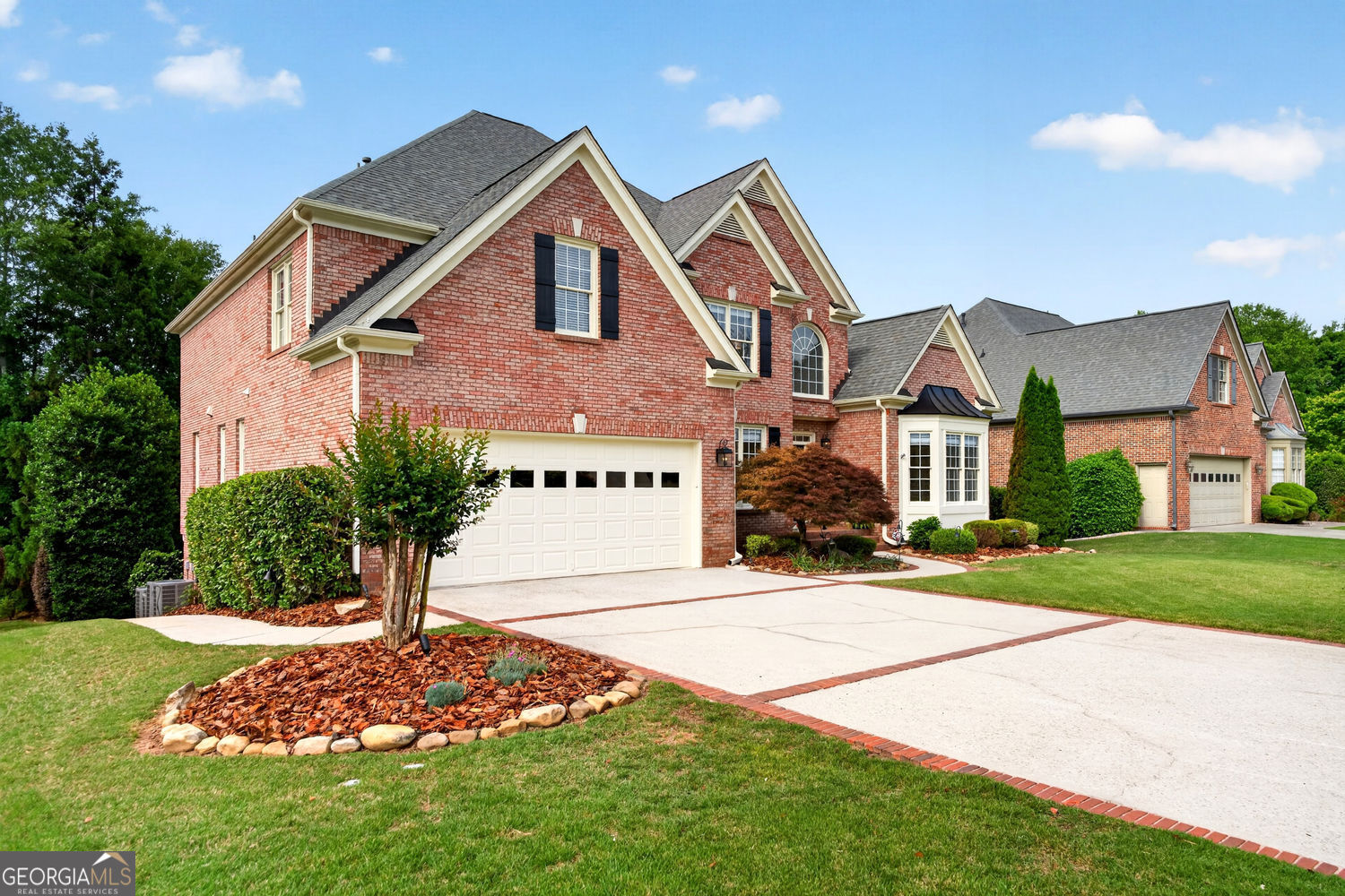 3913 Springtree LN