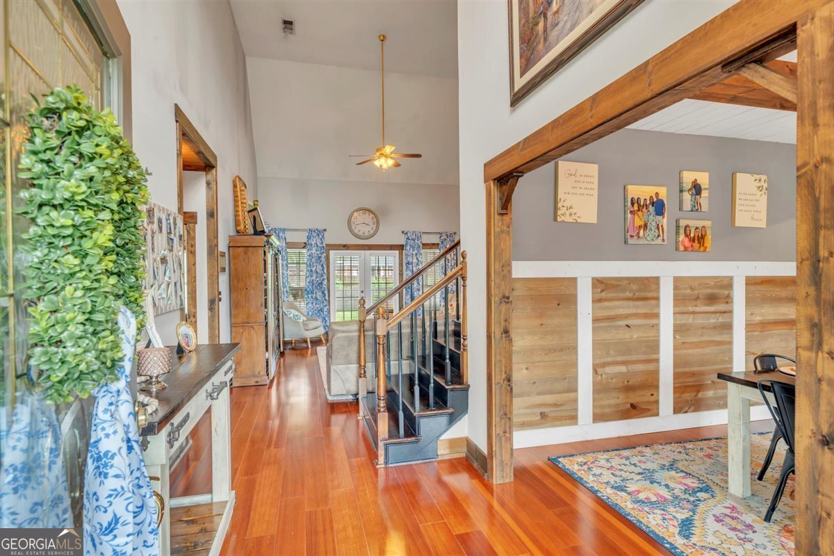 218 Knob Hill DR