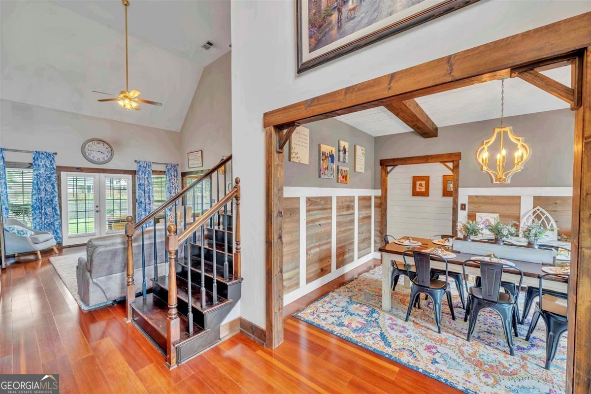 218 Knob Hill DR