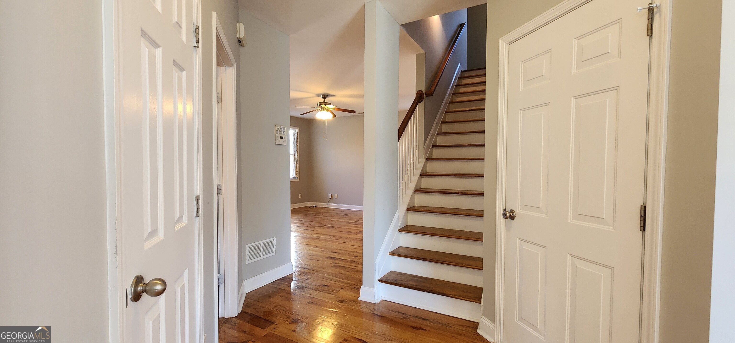 Cumming, Georgia 30041, United States, 4 Bedrooms Bedrooms, ,3 BathroomsBathrooms,Residential,Active,25719