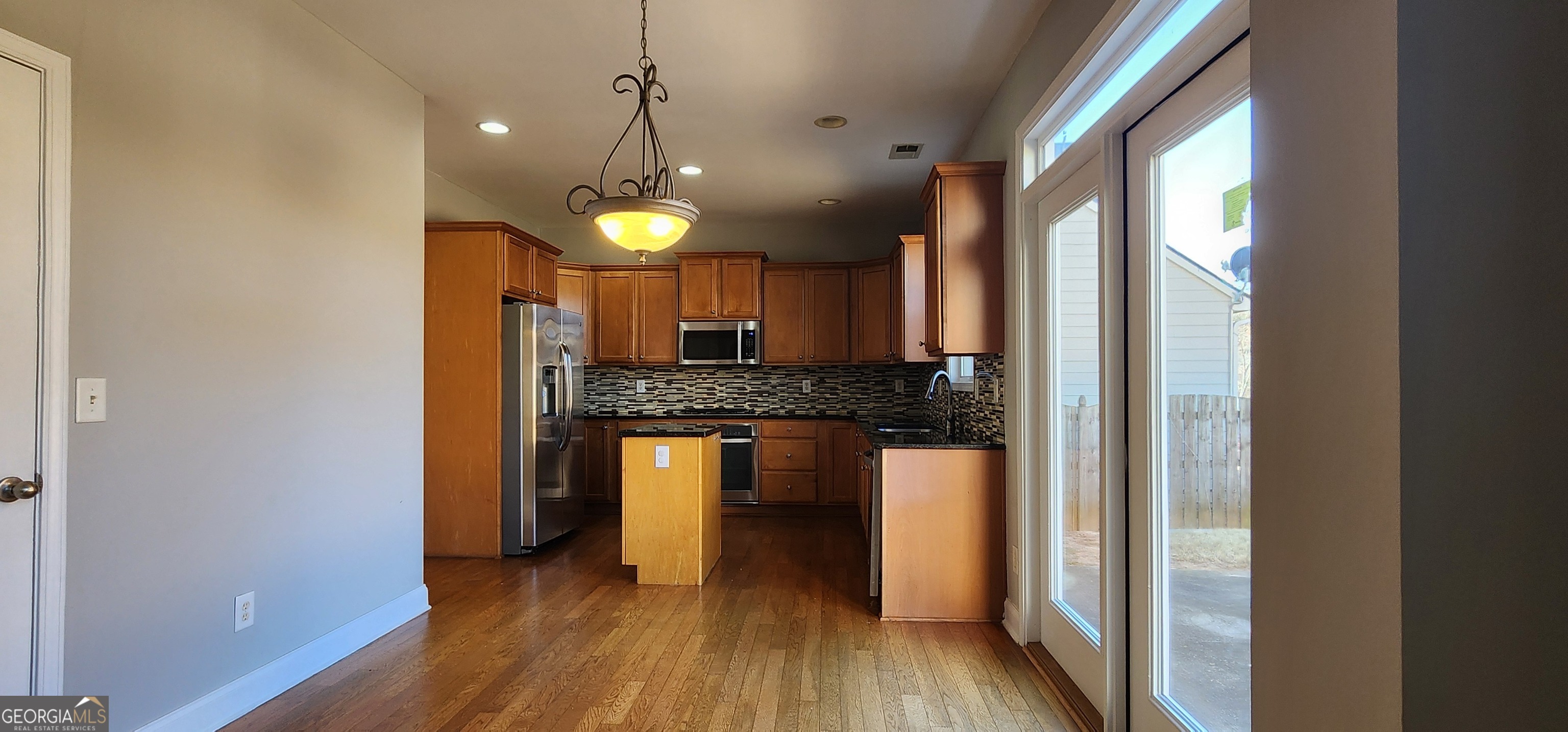 Cumming, Georgia 30041, United States, 4 Bedrooms Bedrooms, ,3 BathroomsBathrooms,Residential,Active,25719