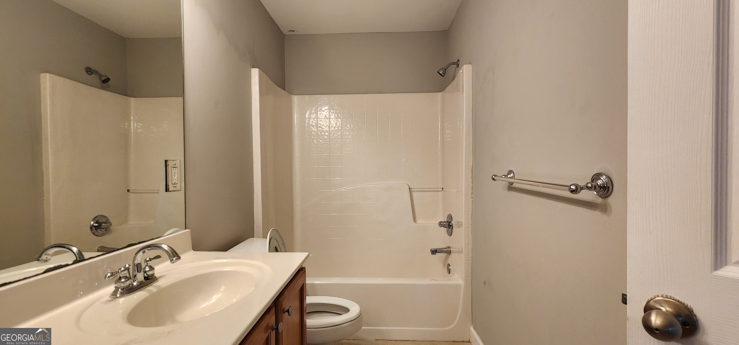 Cumming, Georgia 30041, United States, 4 Bedrooms Bedrooms, ,3 BathroomsBathrooms,Residential,Active,25719