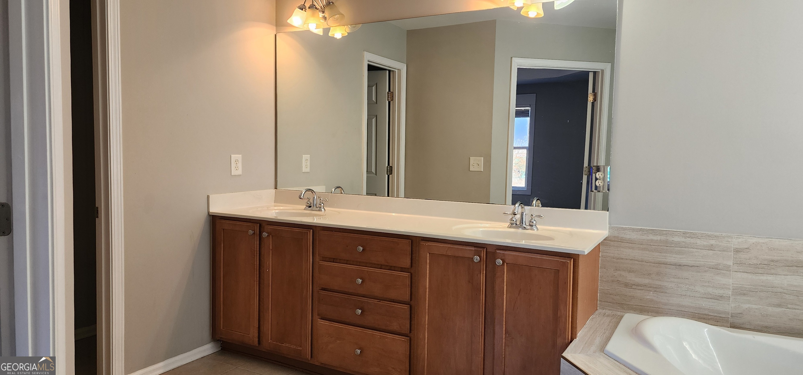 Cumming, Georgia 30041, United States, 4 Bedrooms Bedrooms, ,3 BathroomsBathrooms,Residential,Active,25719