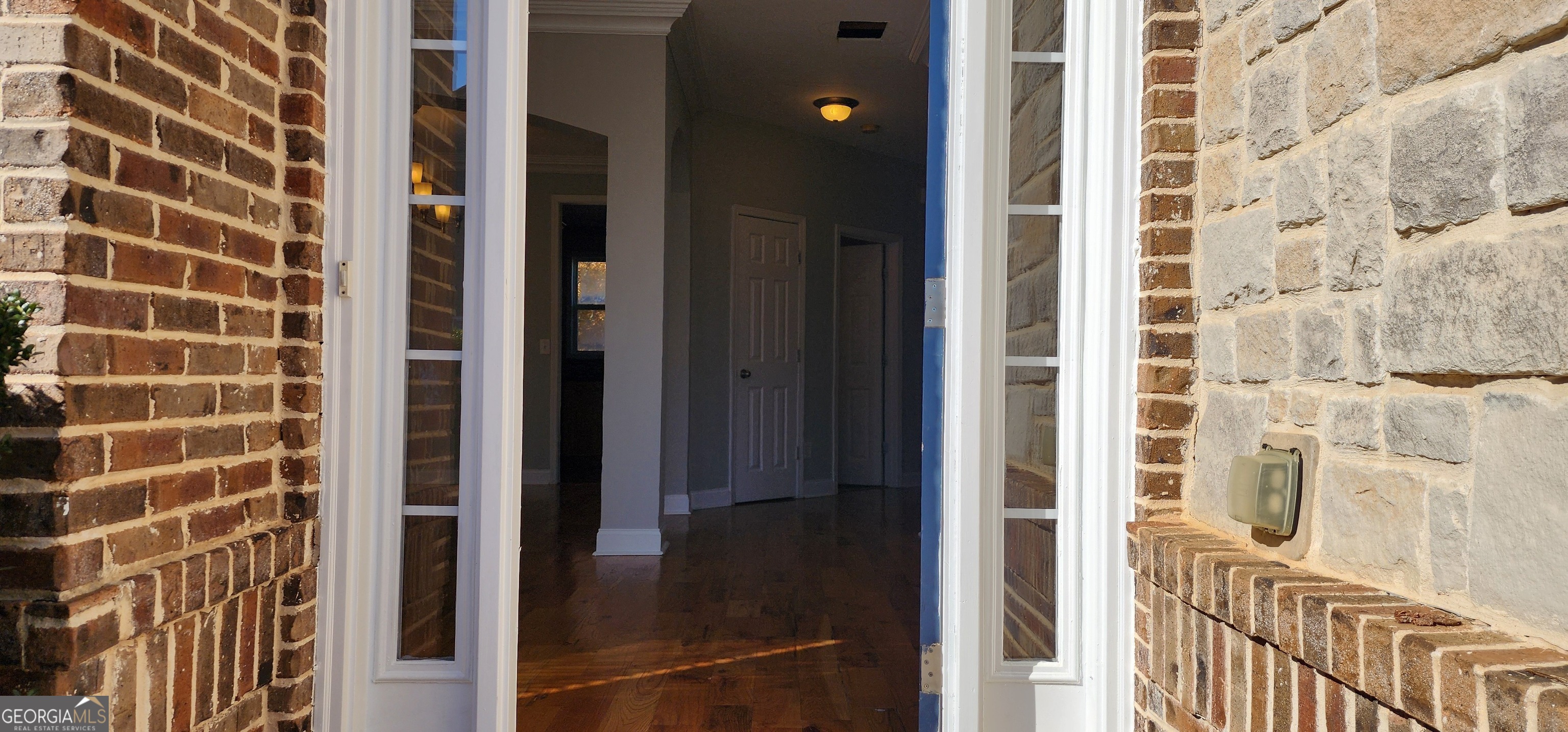 Cumming, Georgia 30041, United States, 4 Bedrooms Bedrooms, ,3 BathroomsBathrooms,Residential,Active,25719