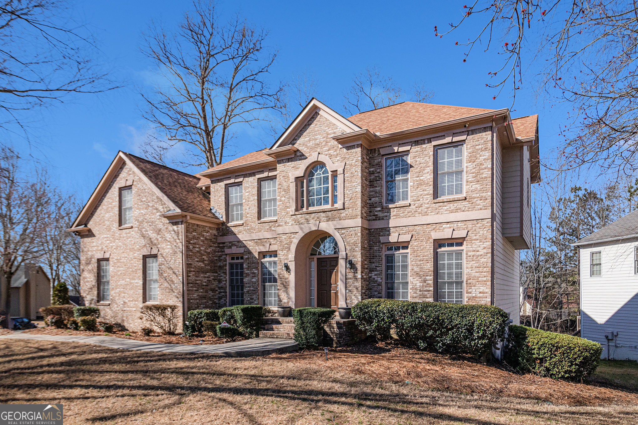 3735 Holiday LN