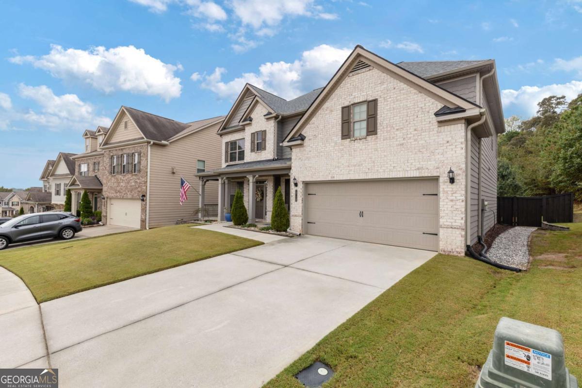 1718 Landon LN