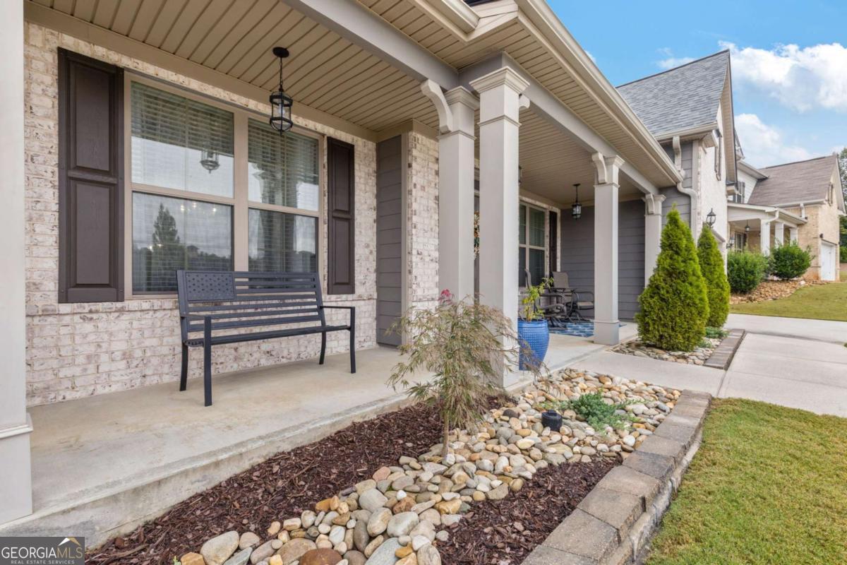1718 Landon LN