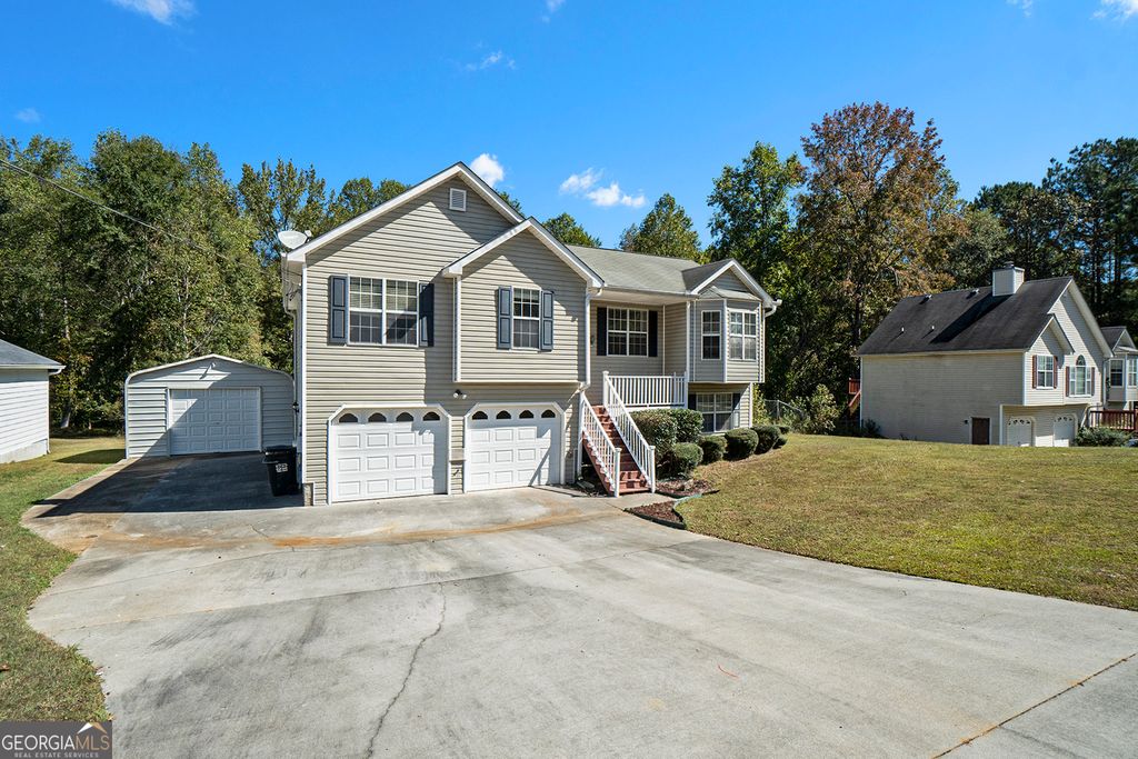 Photo of 301 Bridge Landing, Douglasville, GA 30134 (MLS # 10625221)