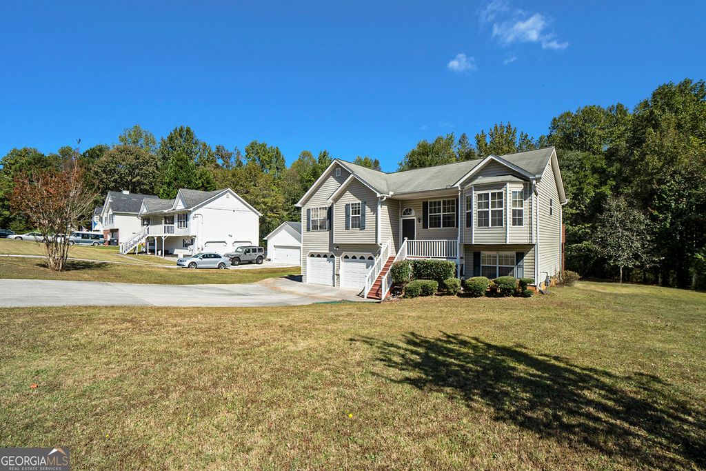 Photo of 301 Bridge Landing, Douglasville, GA 30134 (MLS # 10625221)