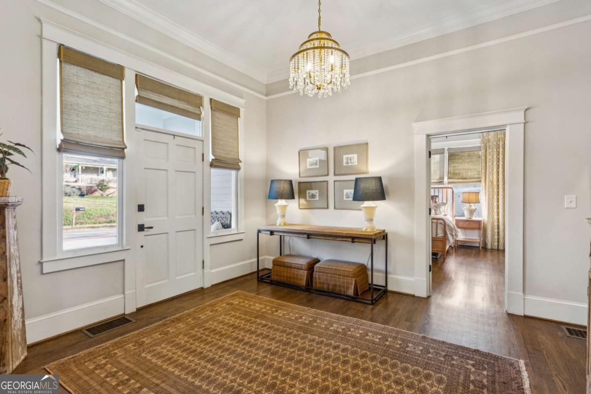 366 East Dixie AVE SE