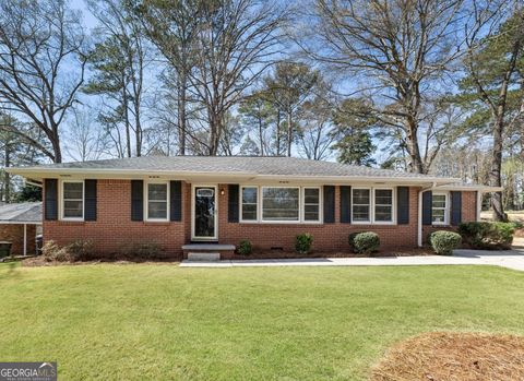 Photo of 2208 Medfield Trail NE, Atlanta, GA 30345 (MLS # 10708724)