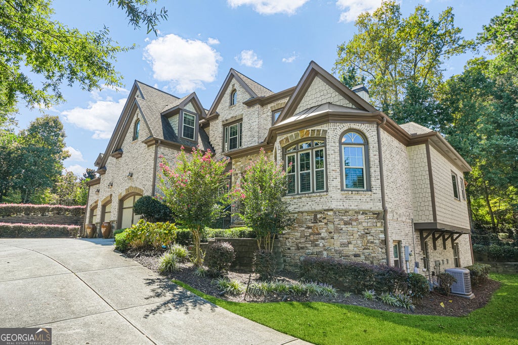 Photo of 10376 Royal Terrace, Alpharetta, GA 30022 (MLS # 10850695)