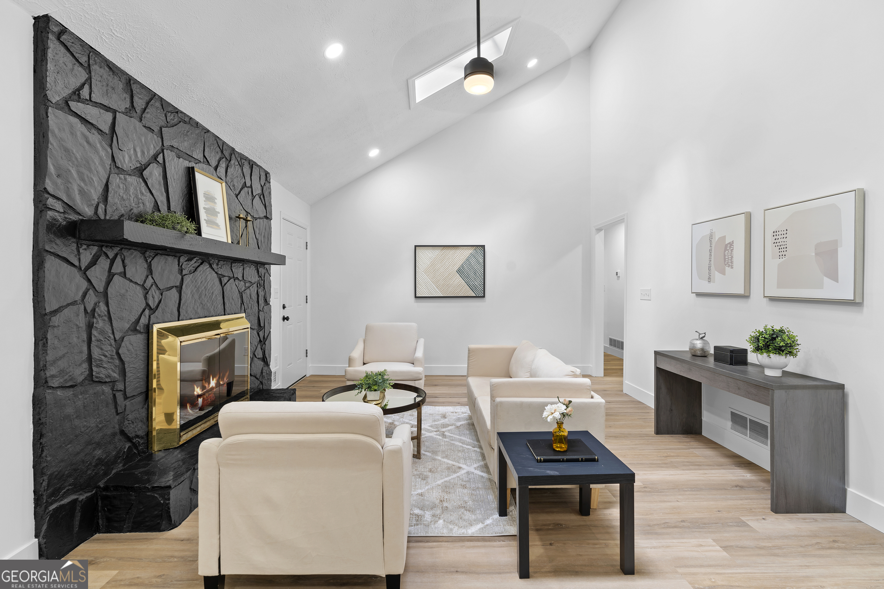125 New Haven DR