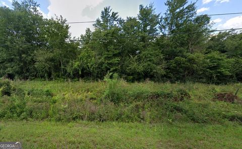 125 Pierce CIR Fitzgerald GA 31750