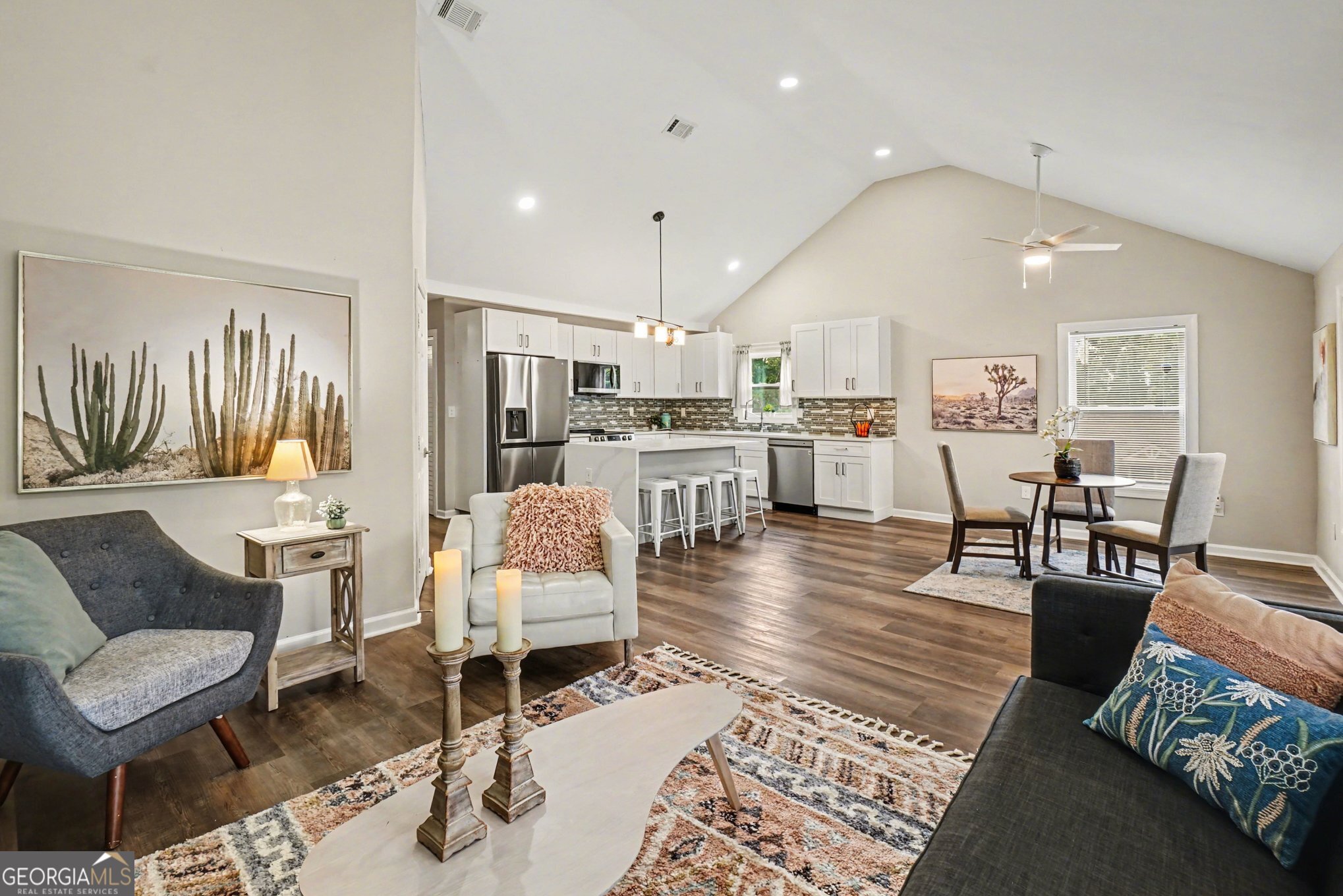 2074 Morehouse DR NW