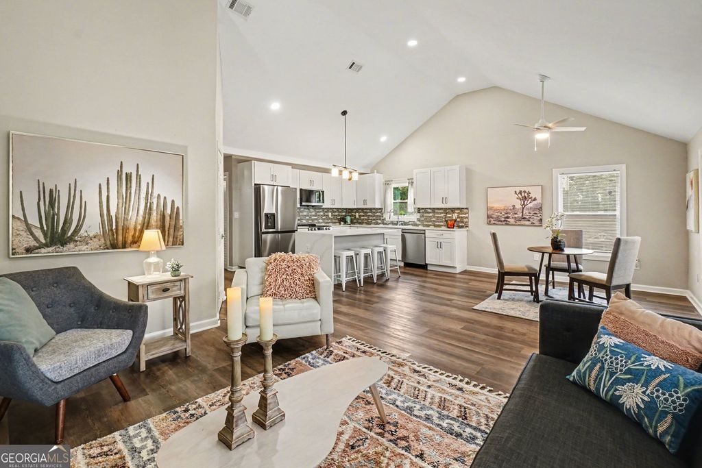 Photo of 2074 Morehouse Drive NW, Atlanta, GA 30314 (MLS # 10741073)