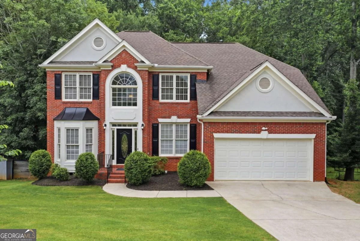 6353 Chestnut Parkway