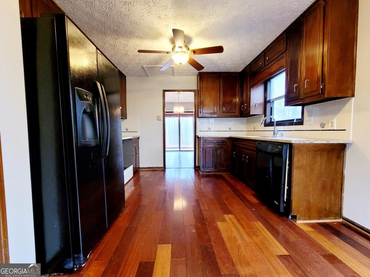 Post Oak Springs - Residential Lease