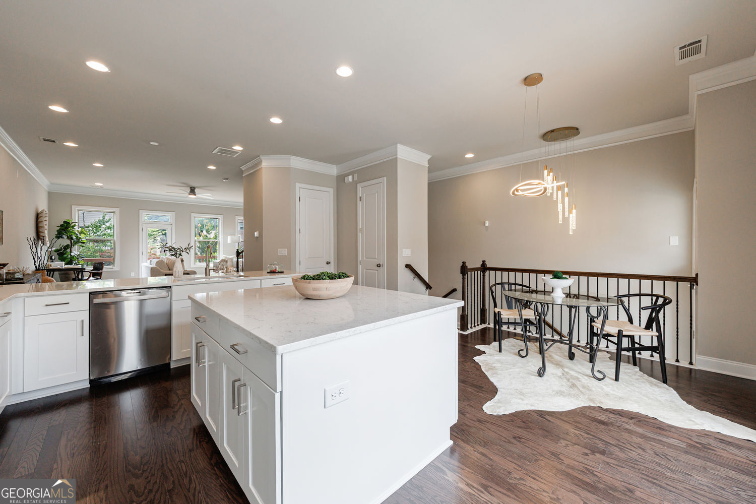 4137 Townsend LN