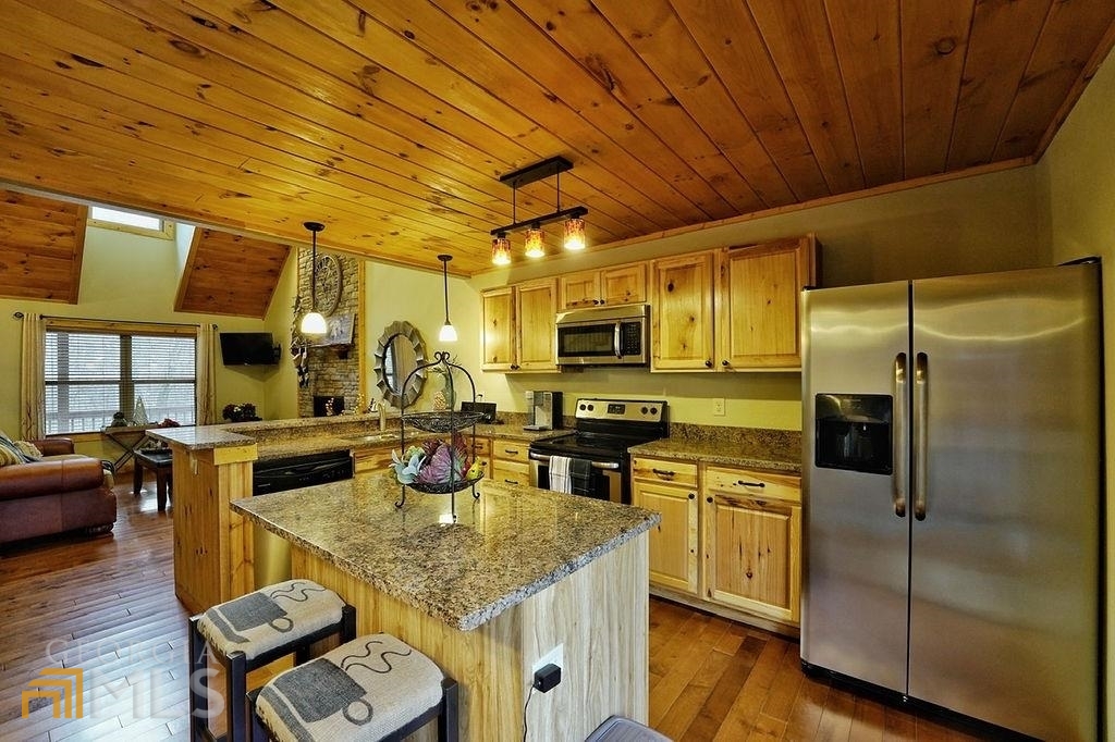 Falling Waters - Residential