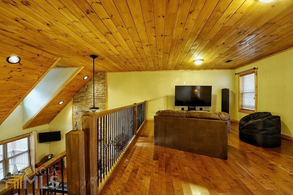 Falling Waters - Residential